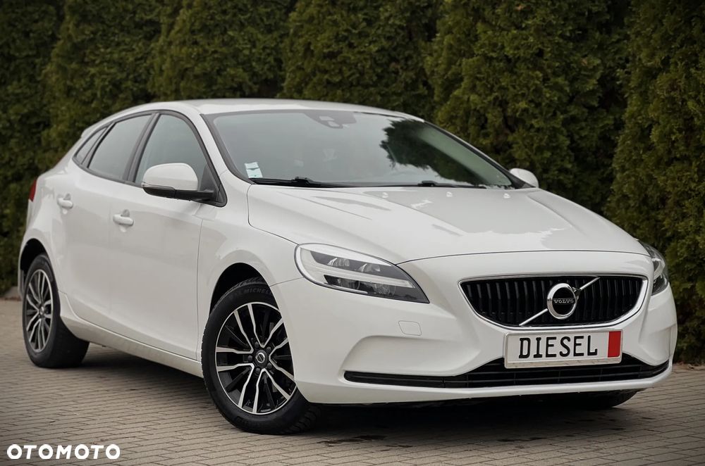 Volvo V40 D2 Momentum - 8