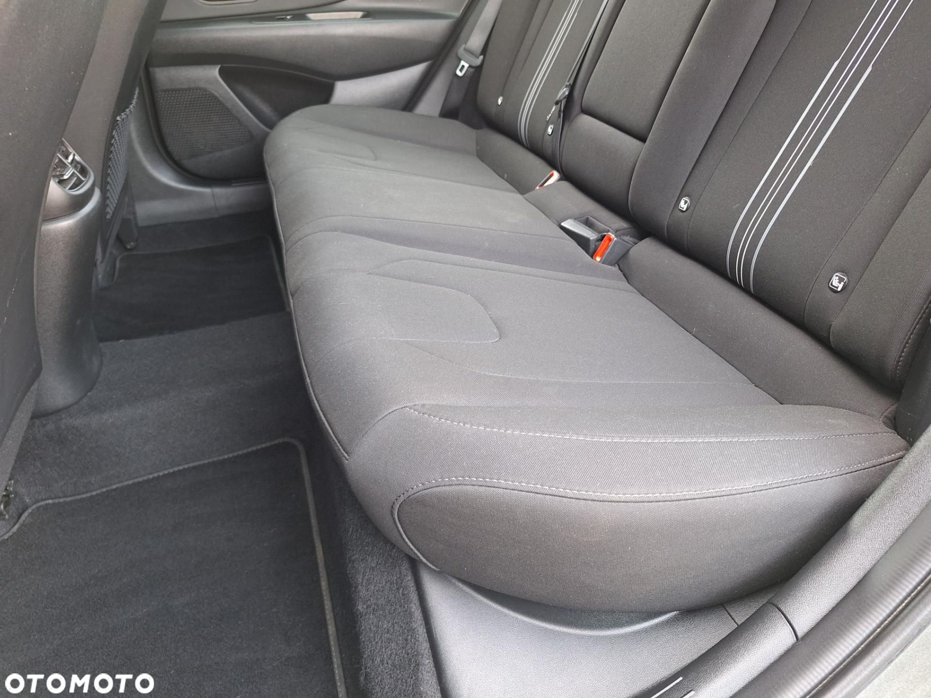 Hyundai Elantra - 26