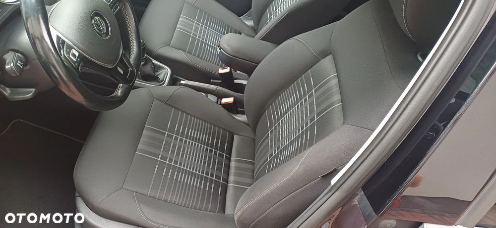 Volkswagen Polo 1.0 Trendline - 40