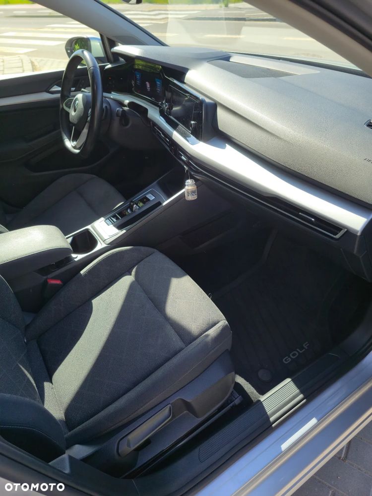 Volkswagen Golf - 18