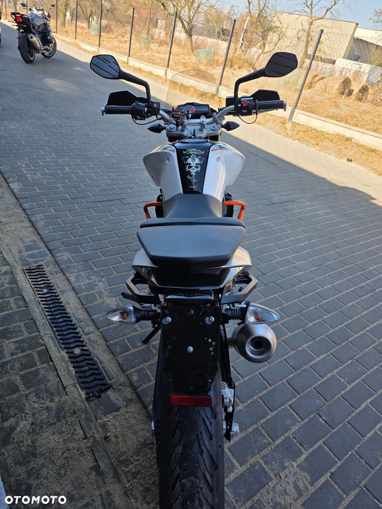 KTM Duke - 18