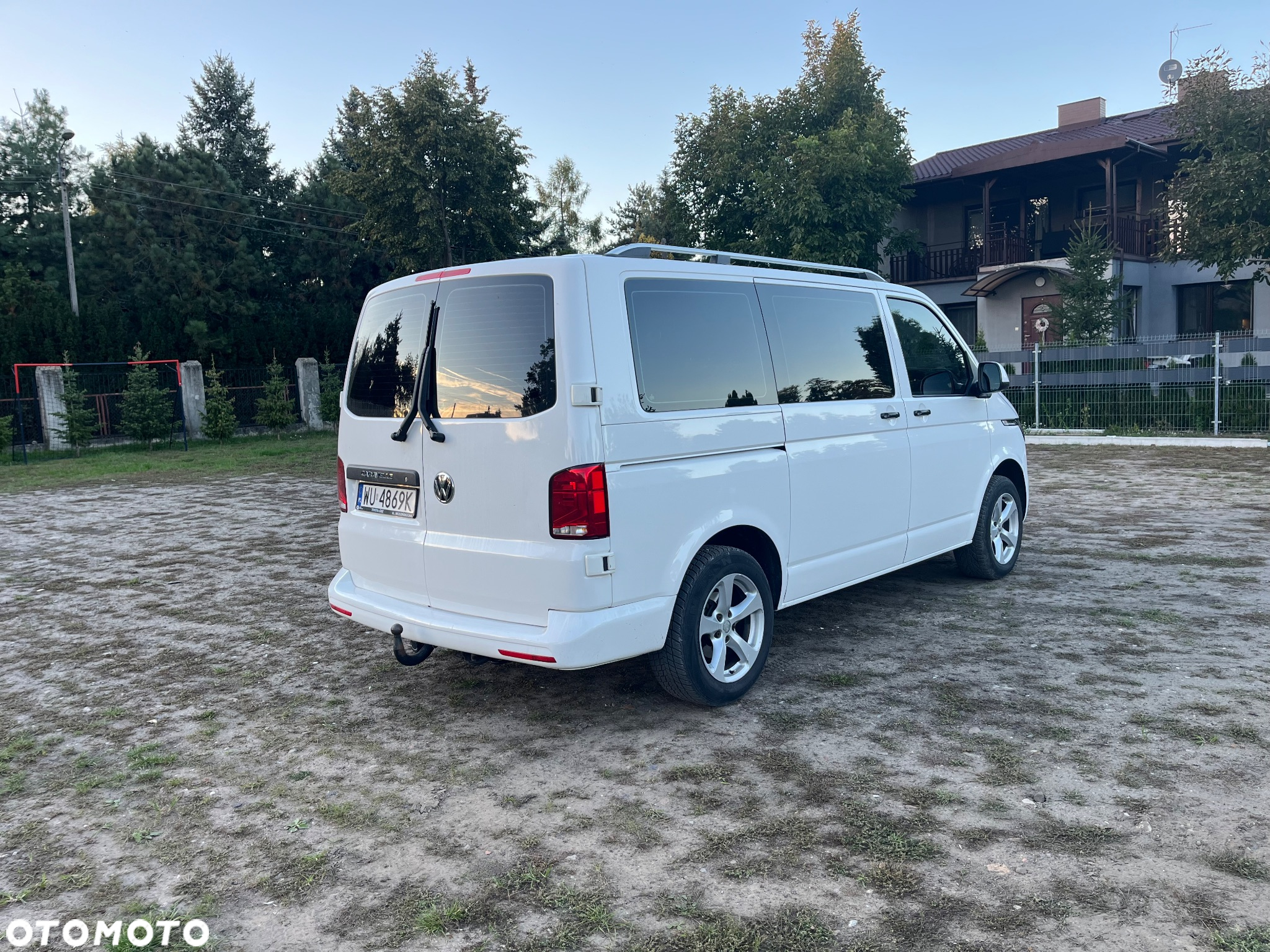 Volkswagen Caravelle - 4