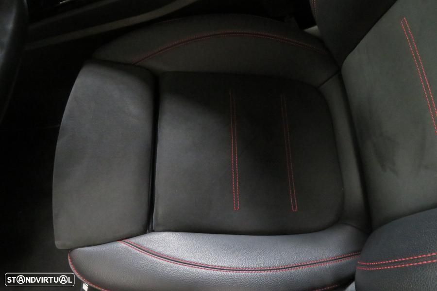 Mercedes-Benz A 200 AMG Line Aut. - 11