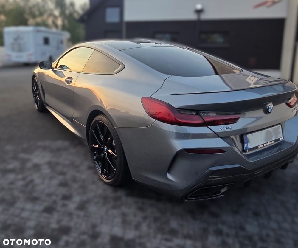 BMW Seria 8 - 36