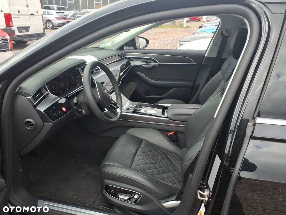 Audi A8 - 9