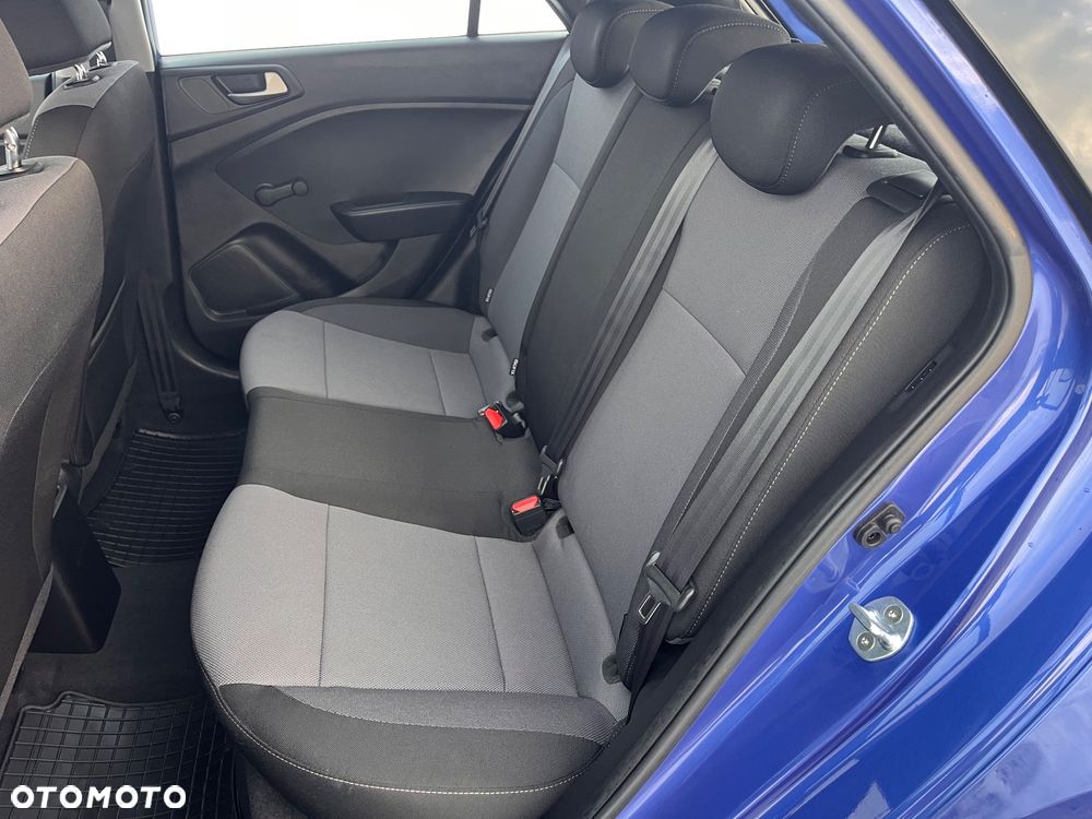 Hyundai i20 1.2 Fresh - 20