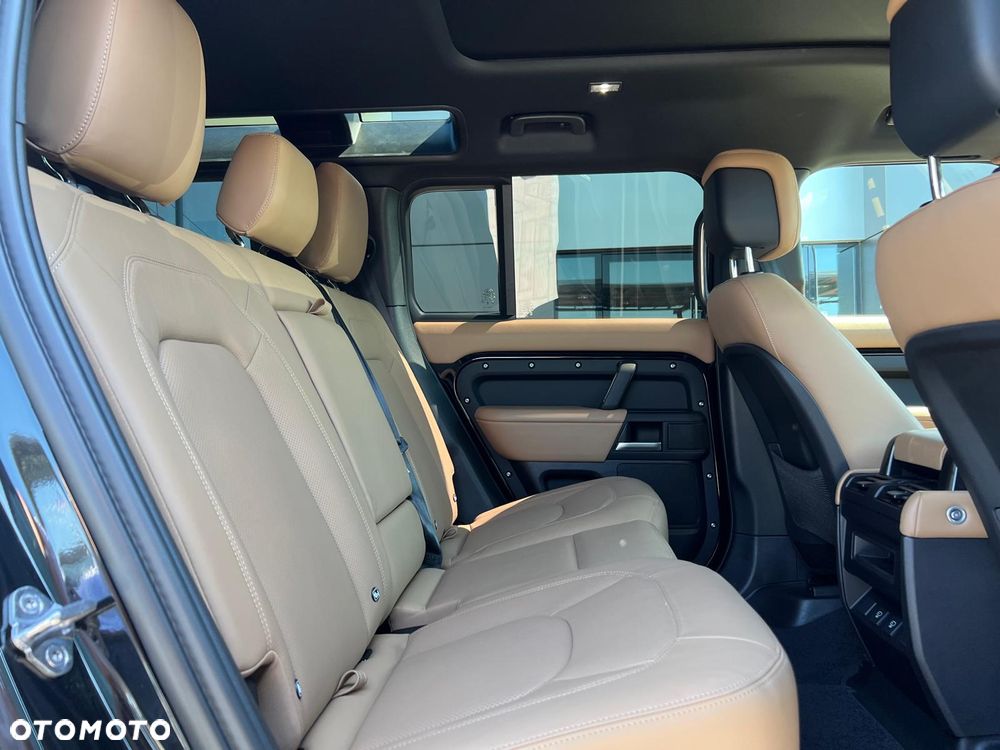 Land Rover Defender 3.0 D250 mHEV X-Dynamic HSE - 7
