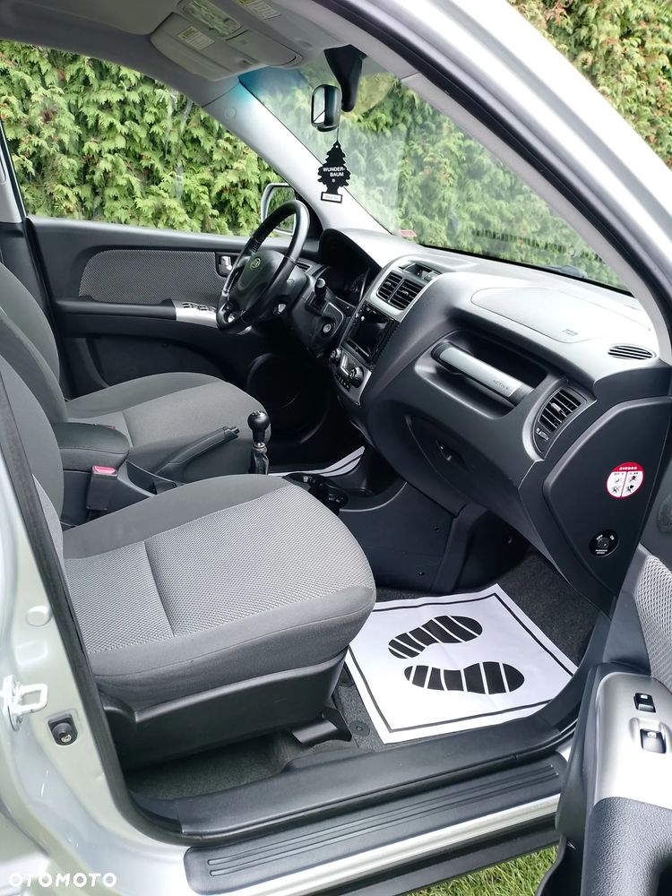 Kia Sportage - 12