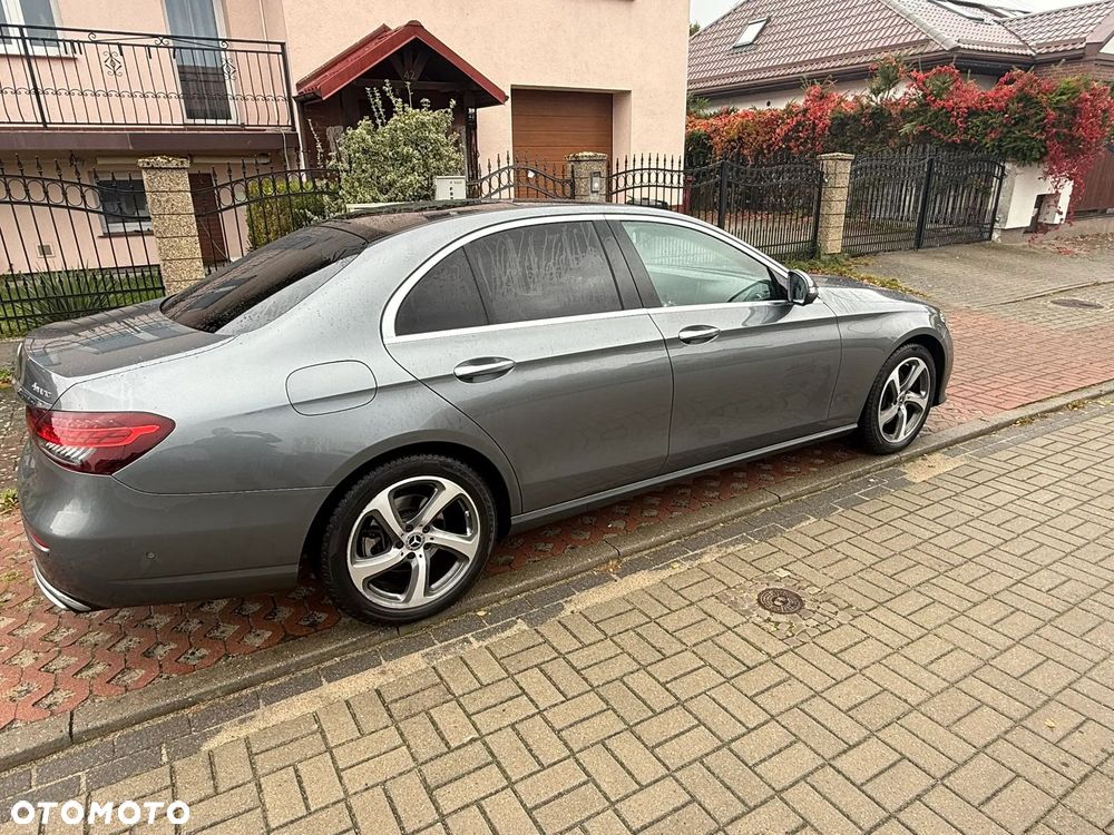 Mercedes-Benz Klasa E 200 4-Matic 9G-TRONIC - 4