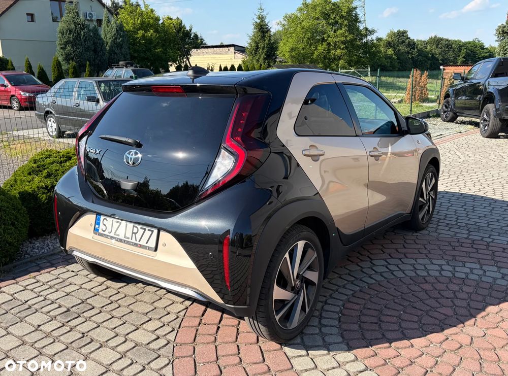 Toyota Aygo X 1.0 VVT-i Executive CVT - 3