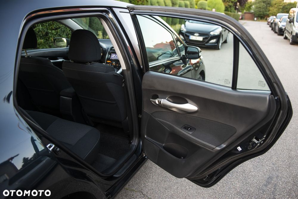 Toyota Auris 1.6 Executive - 33