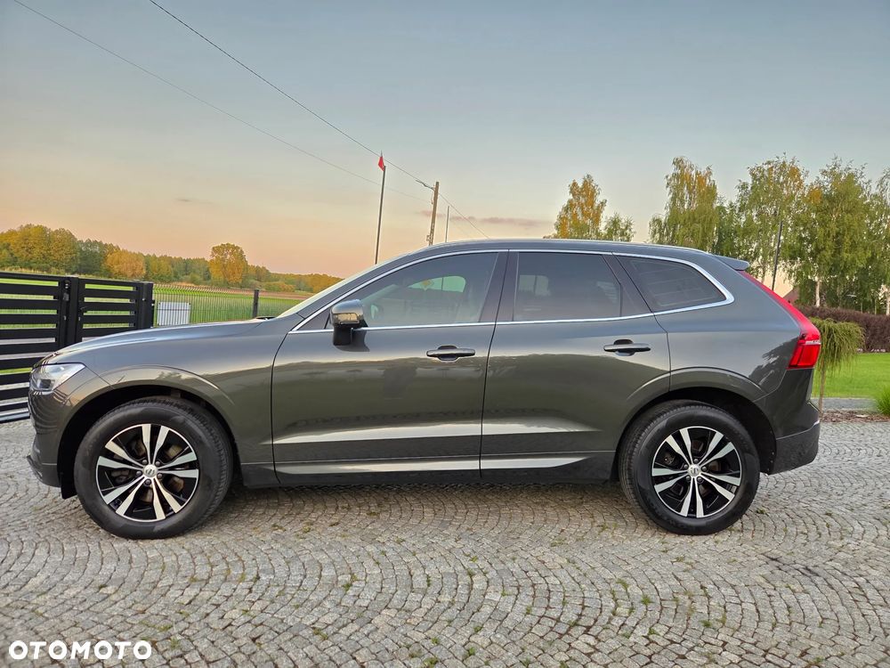 Volvo XC 60 B4 D AWD Momentum Pro - 5