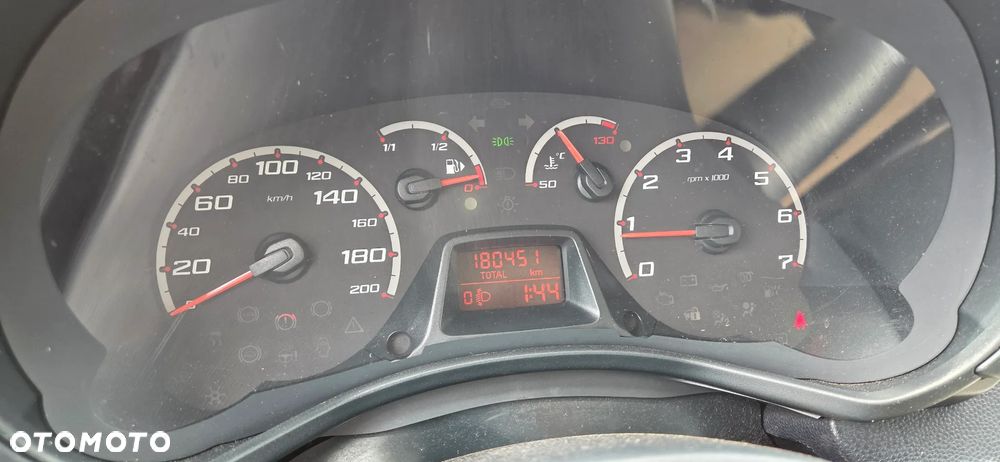Ford KA 1.2 Trend - 12