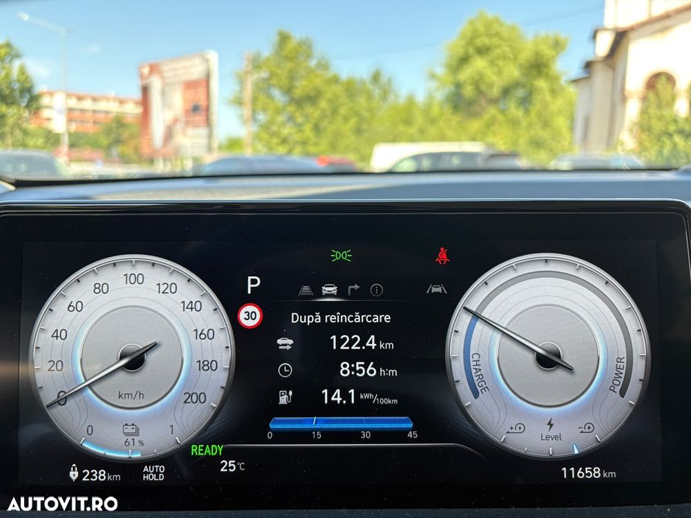 Hyundai Inster 49 kWh 115 CP Premium - 13