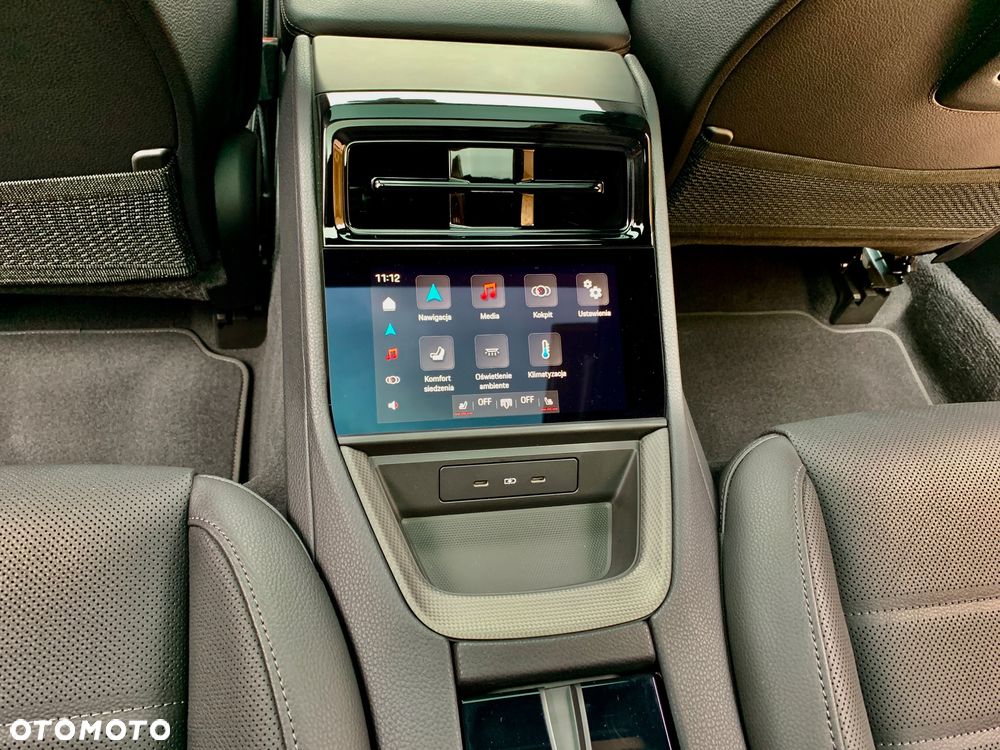 Porsche Panamera - 25