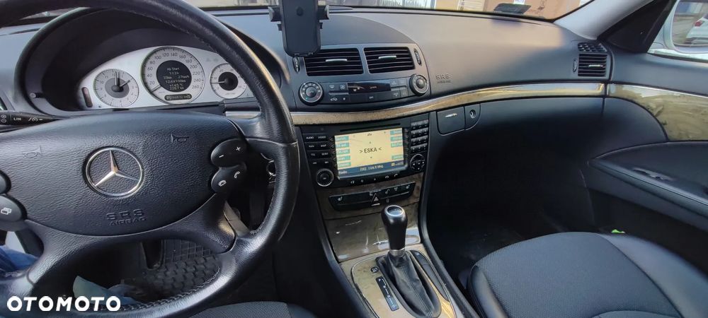 Mercedes-Benz Klasa E 320 CDI 4Matic Automatik Avantgarde DPF - 12