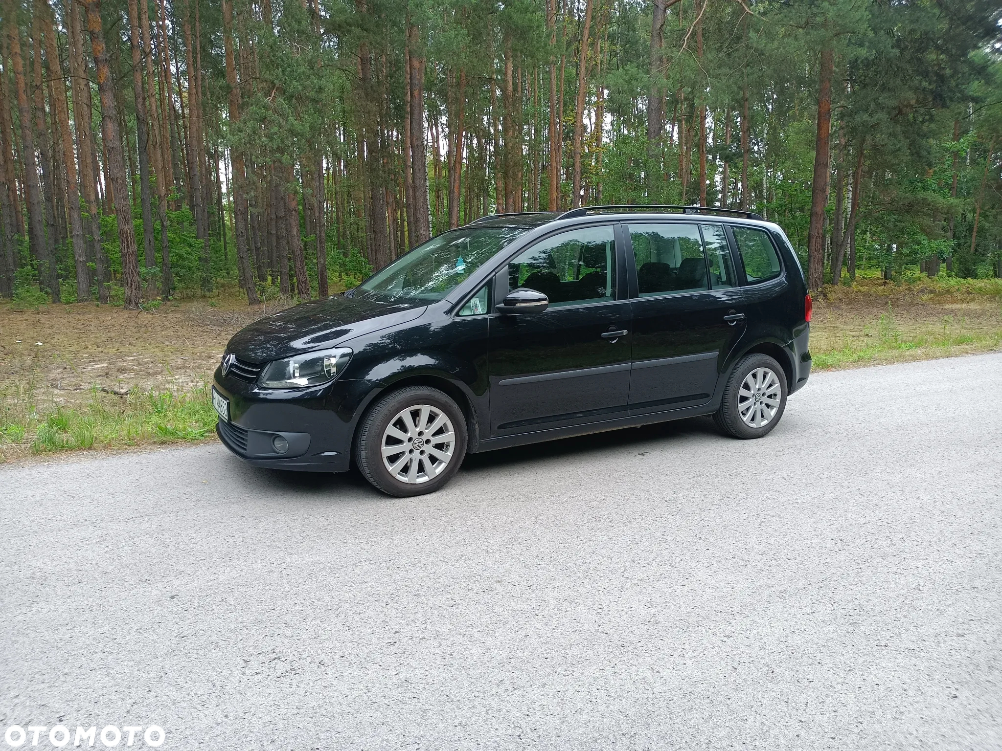 Volkswagen Touran 1.6 TDI DPF BlueMot Comfortline - 9