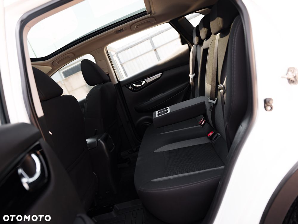 Nissan Qashqai 1.3 DIG-T N-Tec DCT - 15