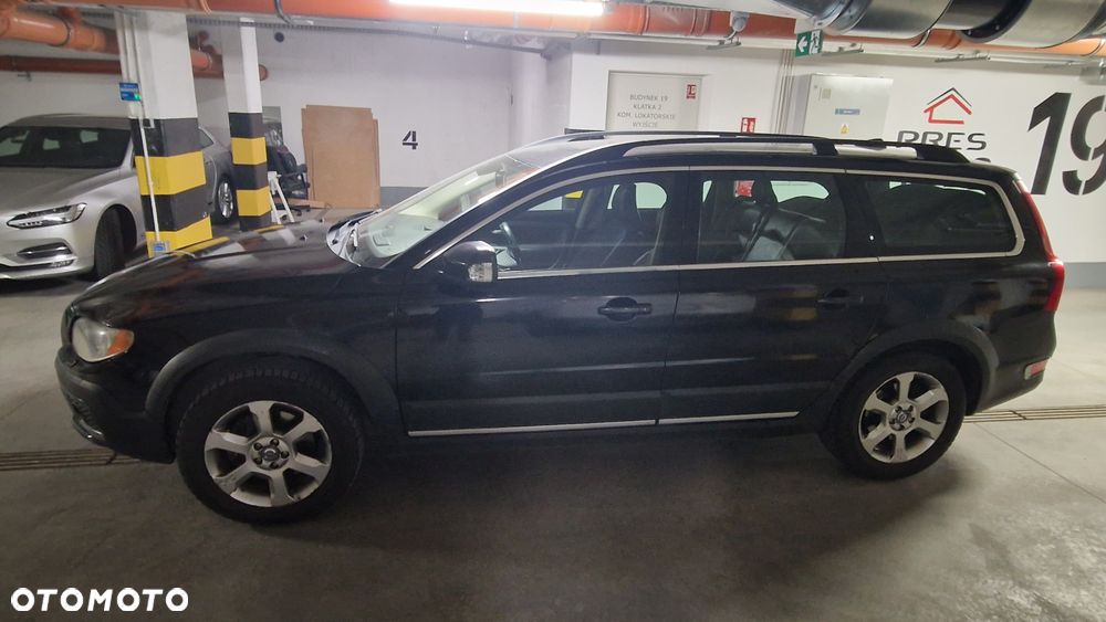 Volvo XC 70 D5 AWD Summum - 3