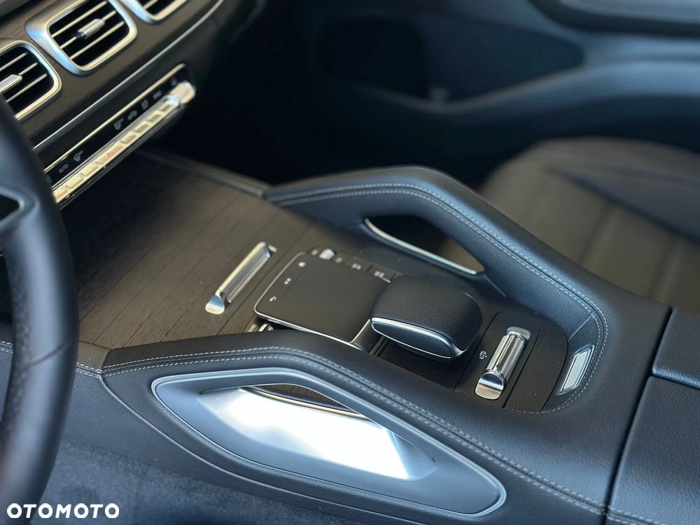 Mercedes-Benz GLE - 24