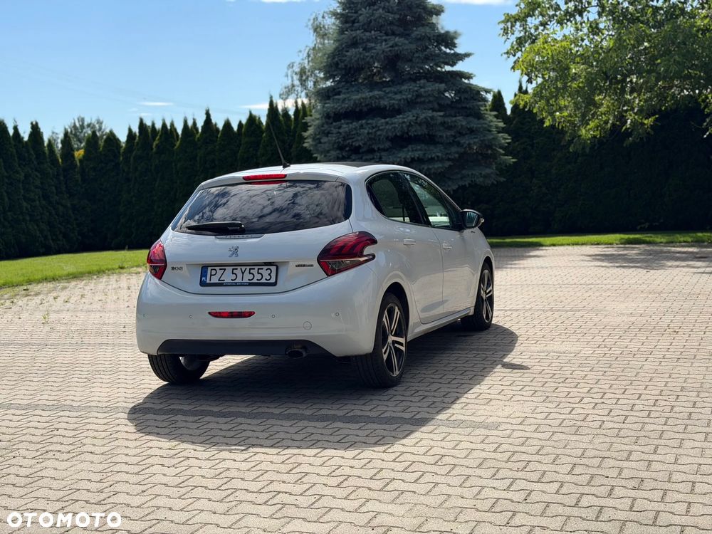 Peugeot 208 PureTech 110 Stop & Start Tech Edition - 4