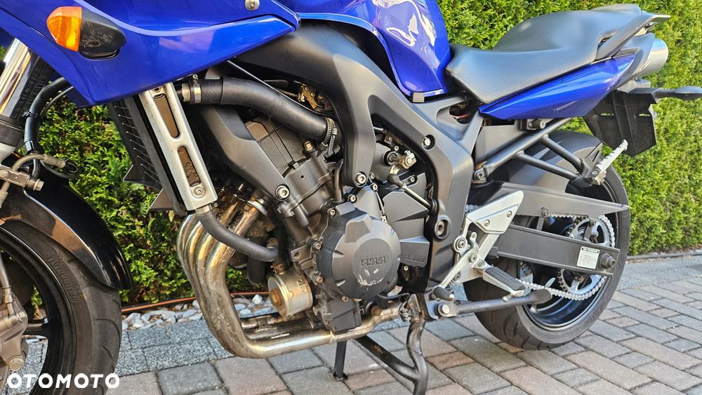 Yamaha FZ6 - 7
