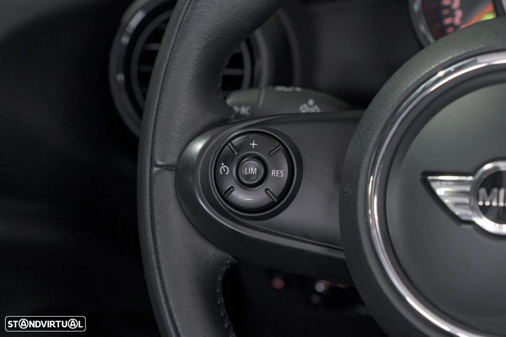 MINI 3 Portas One - 10