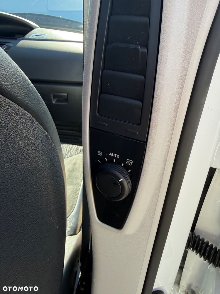 Citroën C4 Picasso 2.0 HDi Exclusive - 13