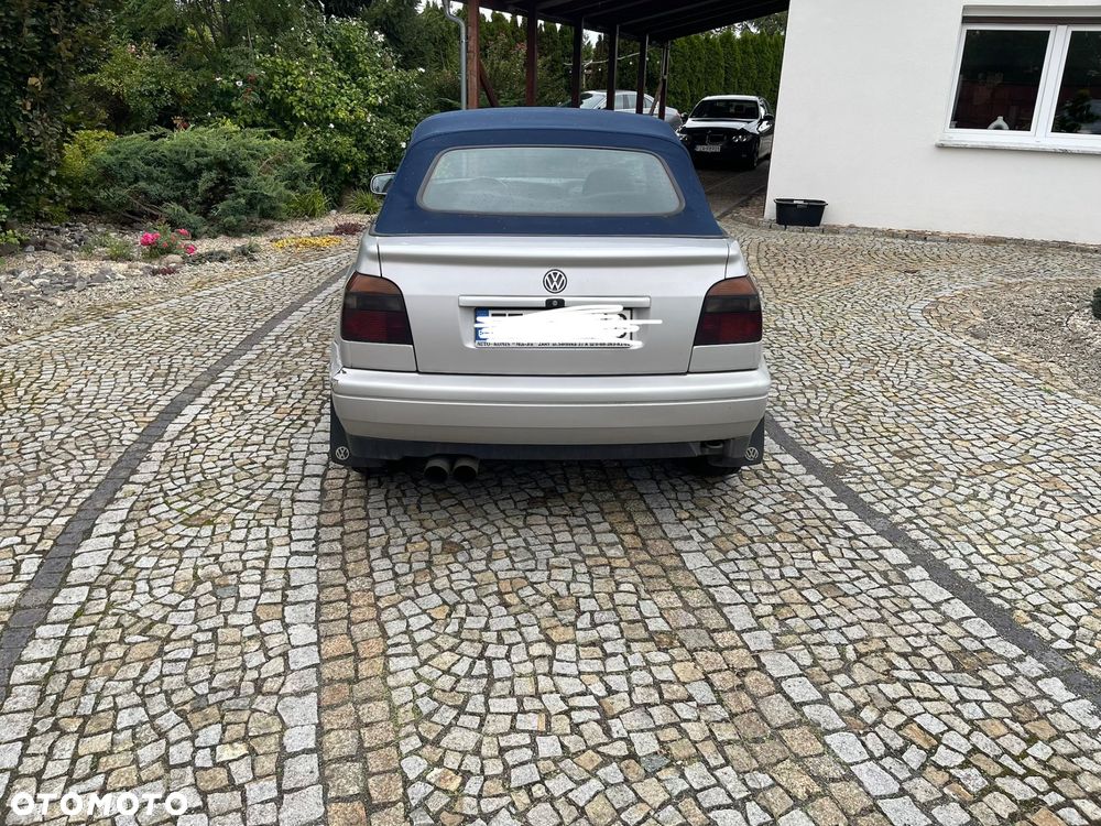 Volkswagen Golf 1.8 CL - 4