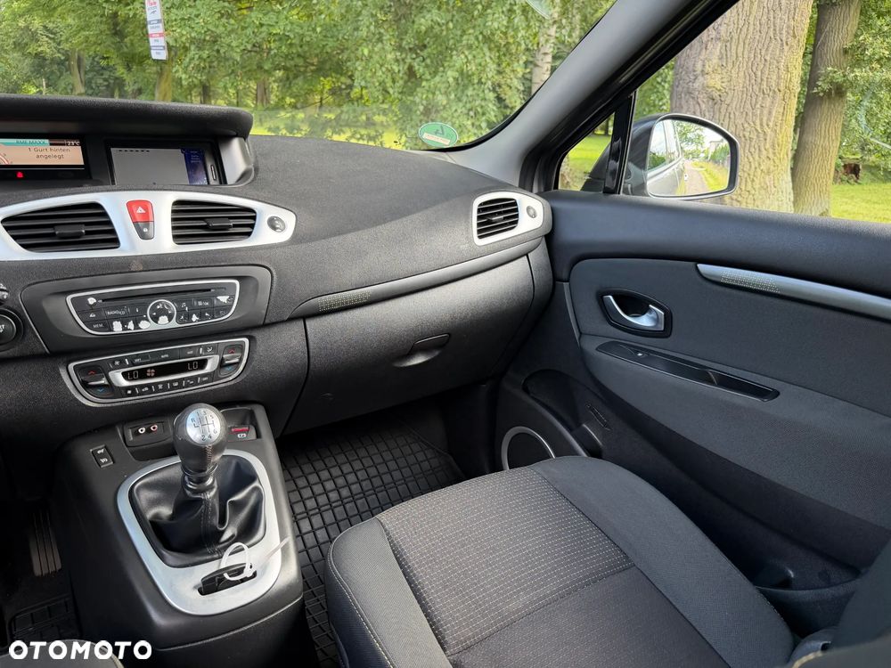 Renault Scenic 1.9 dCi Confort Privilege - 25