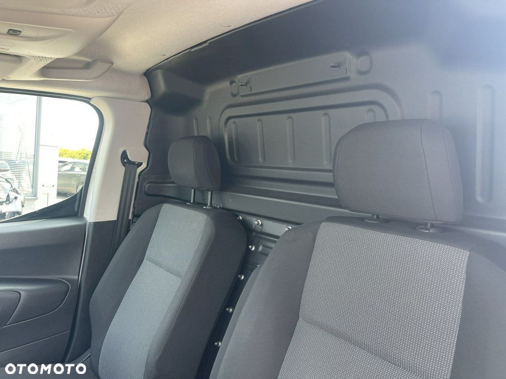 Toyota Proace City - 11