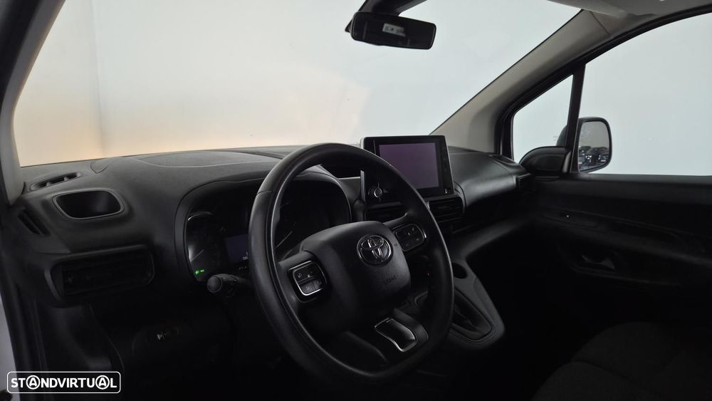 Toyota Proace City 1.5D L2 Exclusive - 11