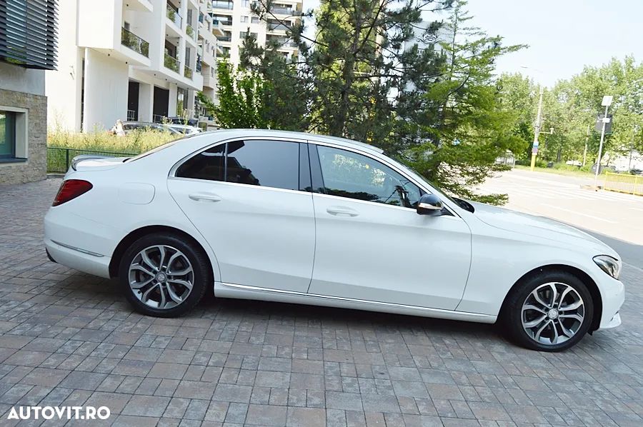 Mercedes-Benz C 220 (BlueTEC) d 7G-TRONIC Avantgarde - 27