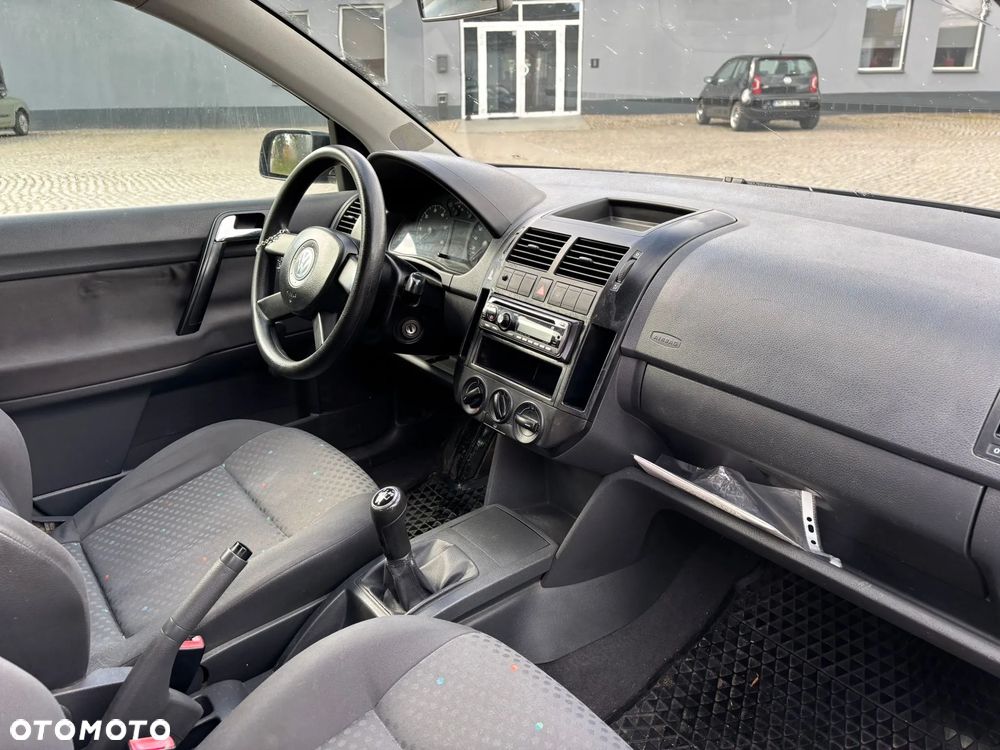 Volkswagen Polo 1.4 16V Basis - 13