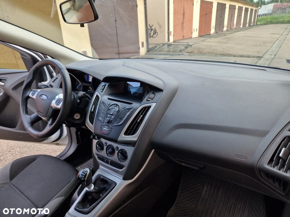 Ford Focus 1.6 TDCi Trend - 16