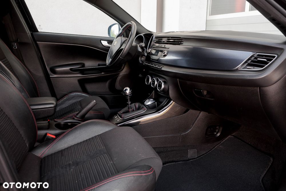 Alfa Romeo Giulietta 1.4 TB 16V Turismo - 27