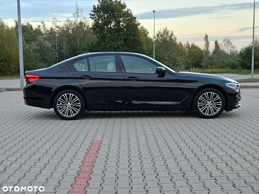 BMW Seria 5 530i xDrive Luxury Line - 5