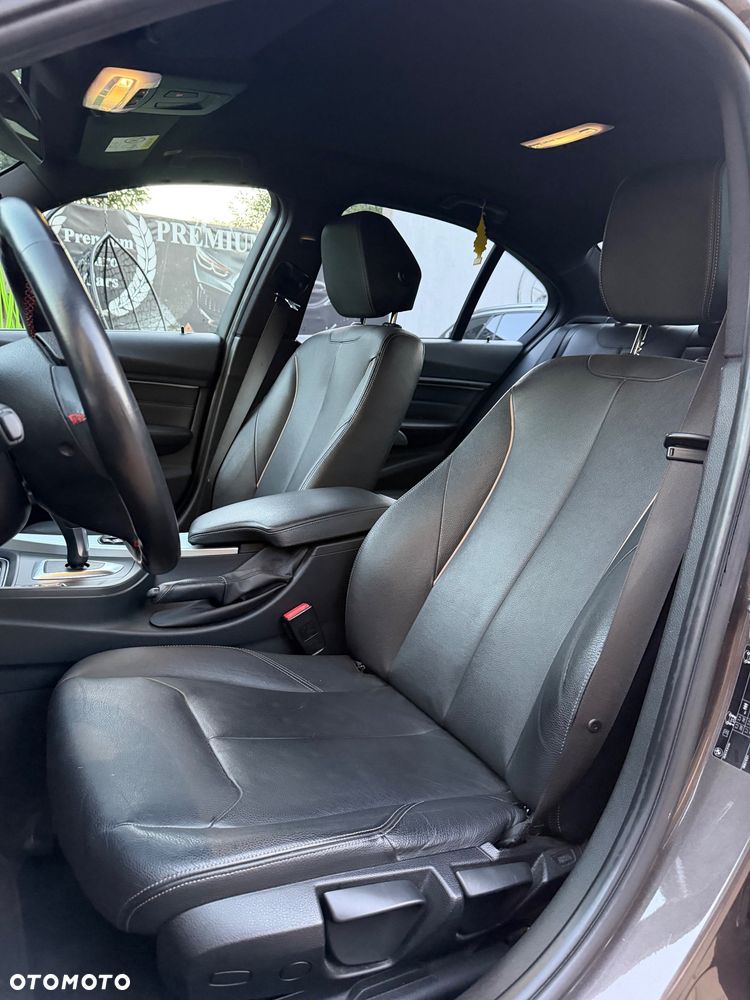 BMW Seria 3 320d Efficient Dynamic Edition Modern Line - 24