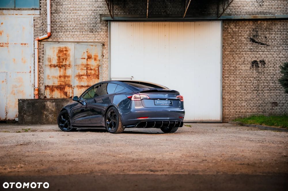 Tesla Model 3 Performance AWD - 5