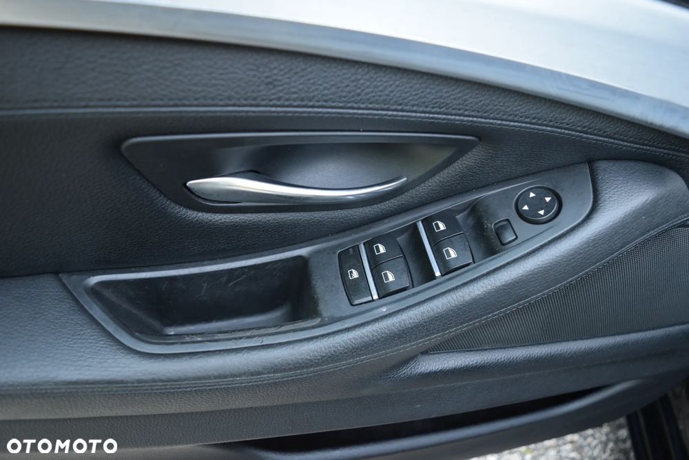 BMW Seria 5 - 14