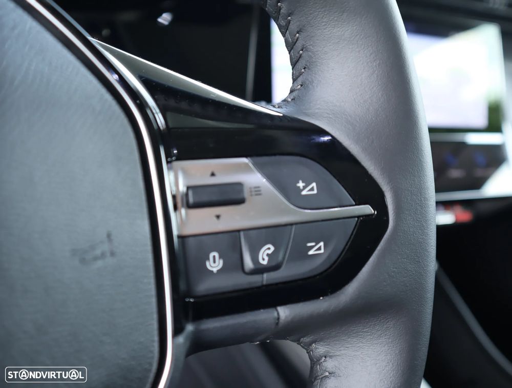 Peugeot e-308 156 Allure - 40