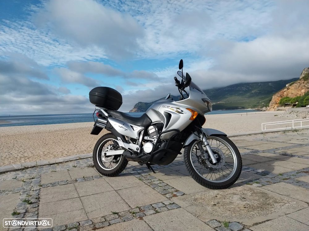 Honda Transalp RD11A (XL650V) - 1