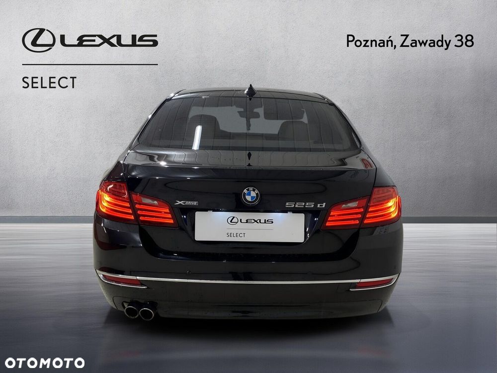 BMW Seria 5 525d Luxury Line - 10
