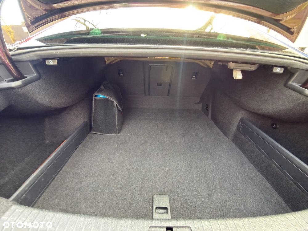 Volkswagen Passat 1.4 TSI (BlueMotion Technology) Trendline - 15