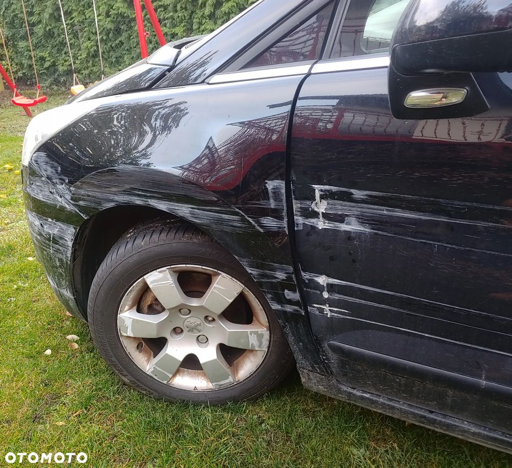 Peugeot 5008 1.6 THP Premium - 5