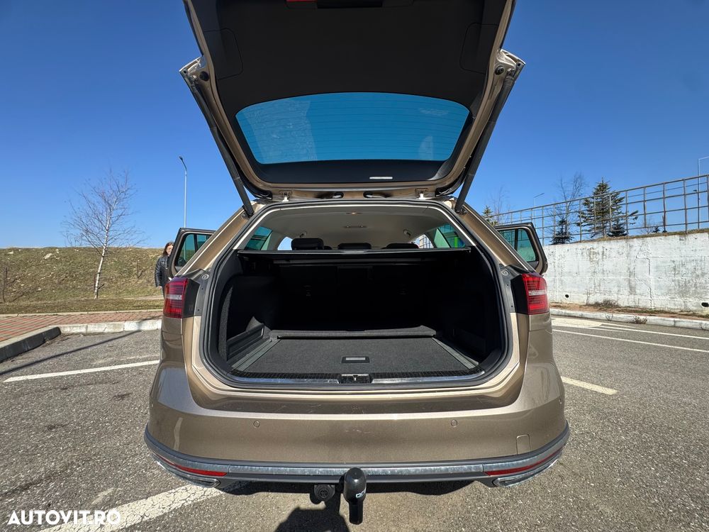Volkswagen Passat Alltrack 2.0 TDI DSG 4Motion - 9