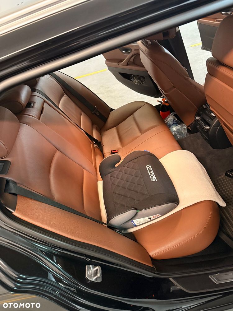 BMW Seria 5 530d xDrive Luxury Line - 9