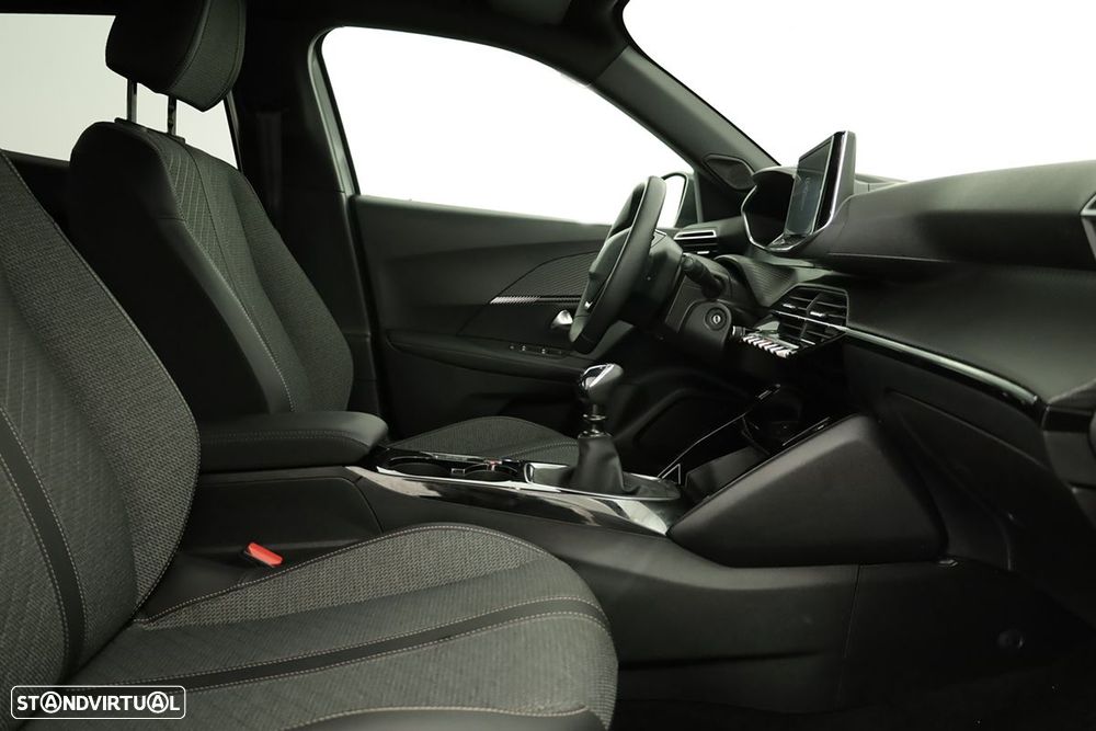 Peugeot 2008 1.2 PureTech Allure - 21