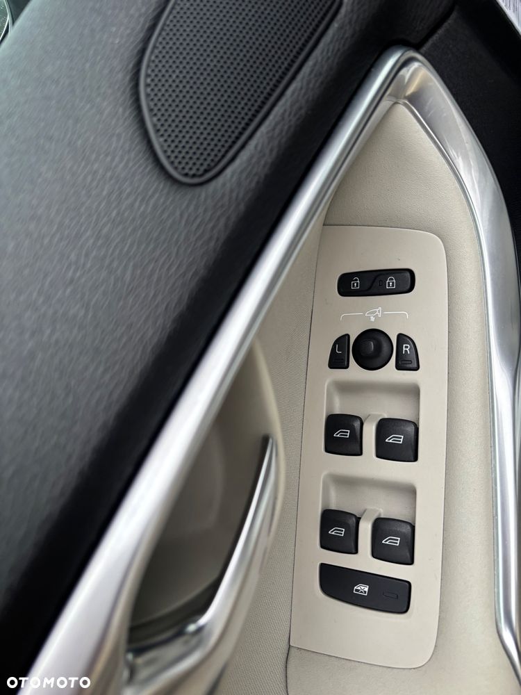 Volvo V40 D2 Momentum - 15