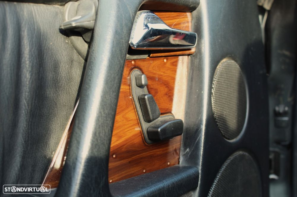 Mercedes-Benz SL 320 Standard - 15